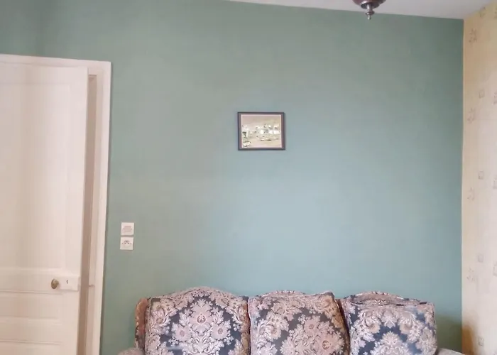 Nyaraló Maison Spacieuse Avec Jardin A Lathus-Saint-Remy, 160 M², Barbecue *