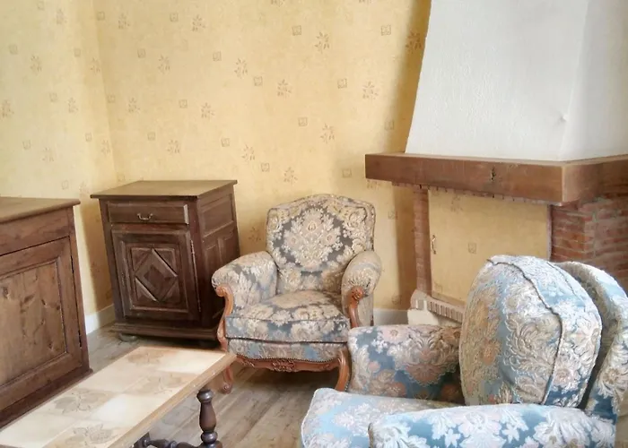 Nyaraló Maison Spacieuse Avec Jardin A Lathus-Saint-Remy, 160 M², Barbecue *